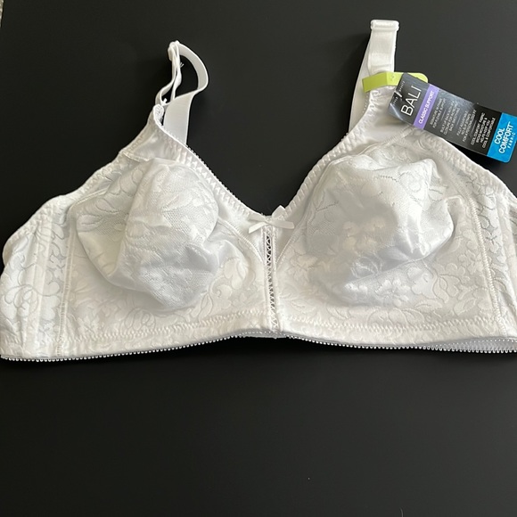 Bali Intimates & Sleepwear Bali Classic Support Cool Comfort Bra
